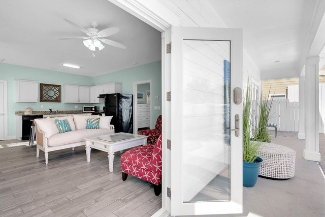 80 Pompano Street, Destin, FL 32541