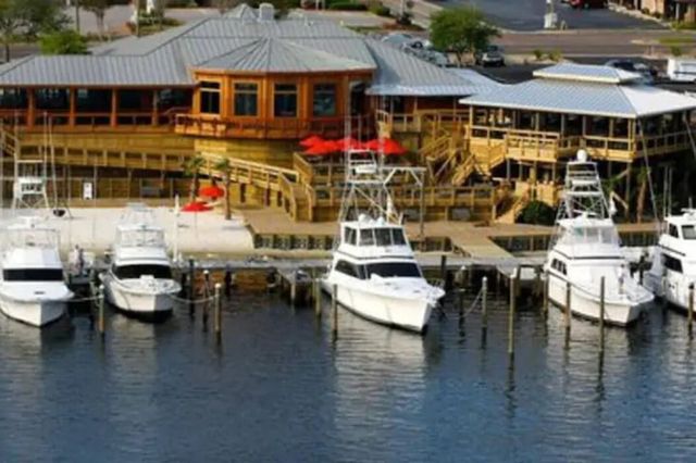 80 Pompano Street, Destin, FL 32541