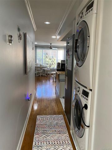 175 Beach 29th Street Street, Far Rockaway, NY 11691