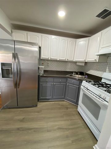 175 Beach 29th Street Street, Far Rockaway, NY 11691