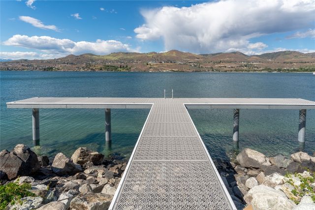 102 Burbot Lane, Chelan, WA 98816