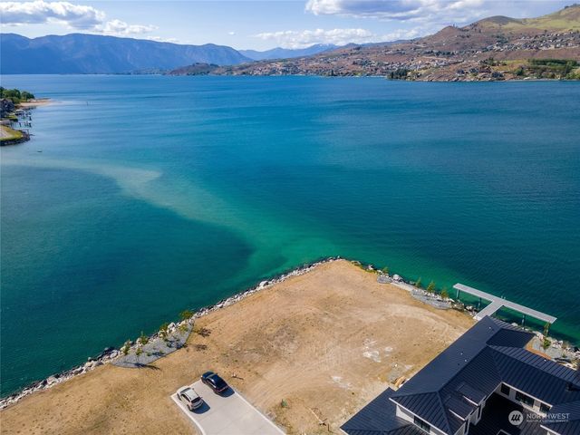 102 Burbot Lane, Chelan, WA 98816