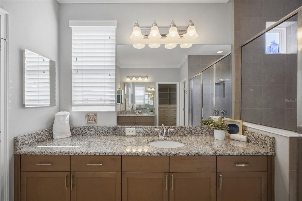 Image 40 of property listing at 4014 EMPOLI COURT, Wesley Chapel, FL 33543