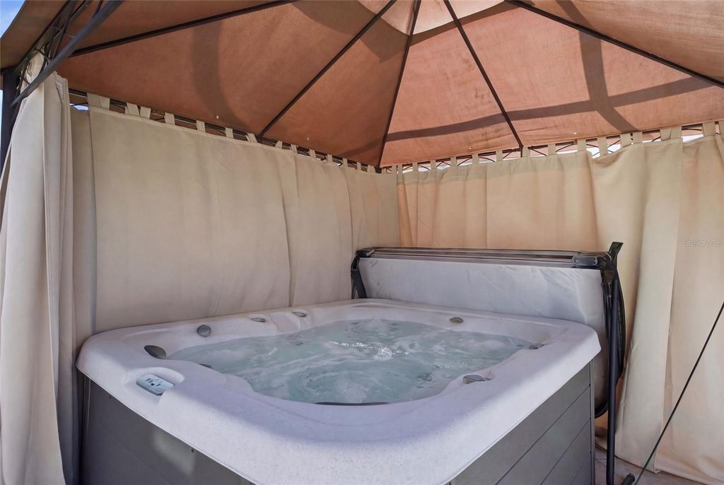 Image 8 of property listing at 4014 EMPOLI COURT, Wesley Chapel, FL 33543