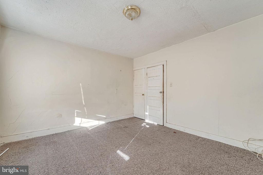 Image 19 of property listing at 112 N 23RD ST, Camden, NJ 08105