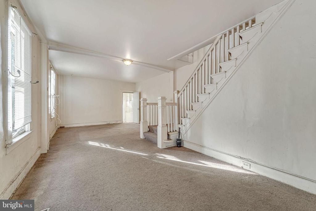 Image 6 of property listing at 112 N 23RD ST, Camden, NJ 08105