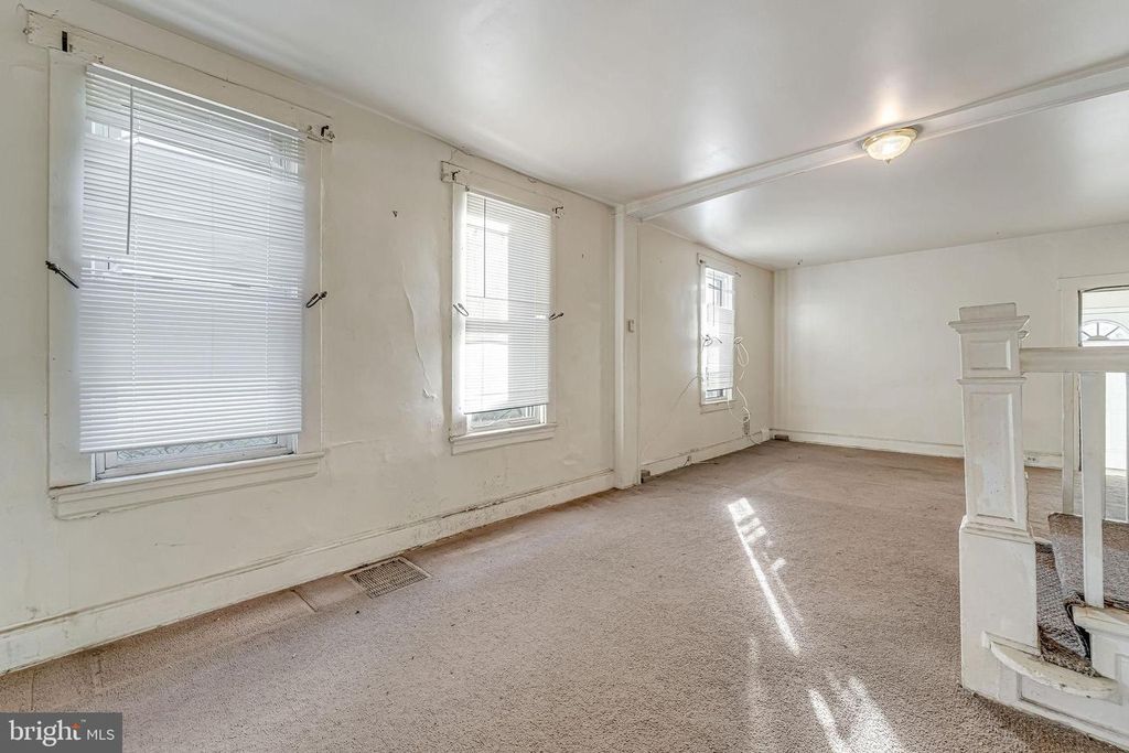 Image 7 of property listing at 112 N 23RD ST, Camden, NJ 08105