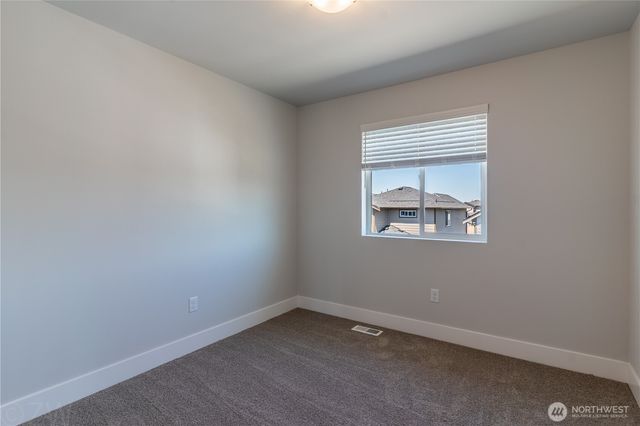 15418 208th Avenue Ct E, Bonney Lake, WA 98391