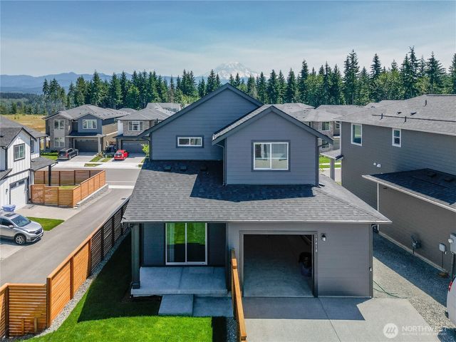 15418 208th Avenue Ct E, Bonney Lake, WA 98391