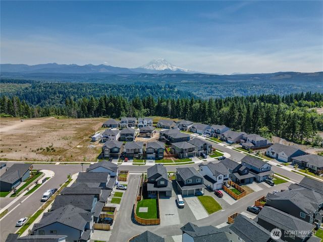 15418 208th Avenue Ct E, Bonney Lake, WA 98391
