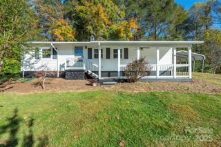244 Cragmont Road, Black Mountain, NC 28711