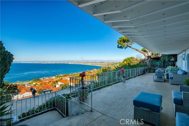 605 Palos Verdes Drive, Palos Verdes Estates, CA 90274