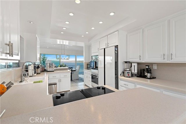 605 Palos Verdes Drive, Palos Verdes Estates, CA 90274