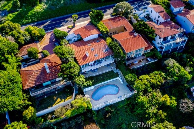 605 Palos Verdes Drive, Palos Verdes Estates, CA 90274