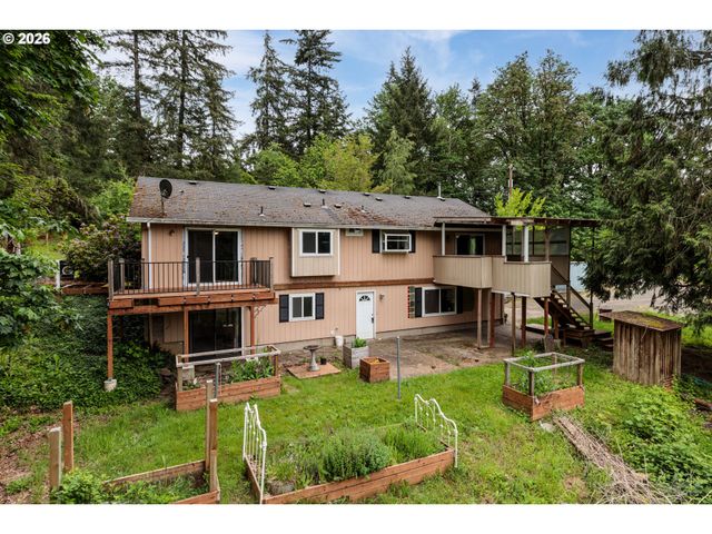 69885 BEAVER HILL Dr, Rainier, OR 97048