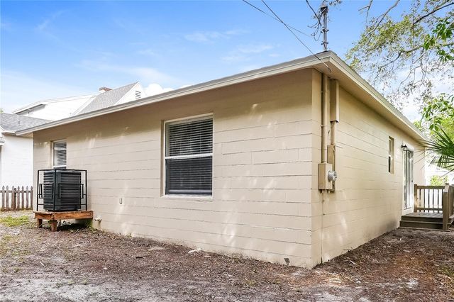 2427 18TH STREET S, St Petersburg, FL 33712