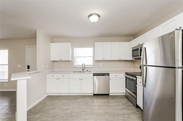 2427 18TH STREET S, St Petersburg, FL 33712