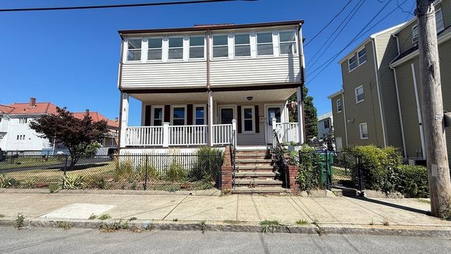 12 Eliot St 12, Medford, MA 02155