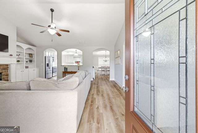 432 Lake Vista Drive, Jefferson, GA 30549