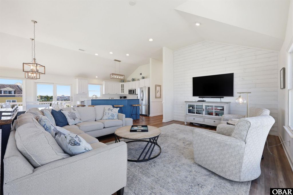 Image 15 of property listing at 5022 S Virginia Dare Trail Lot 13, Nags Head, NC 27959