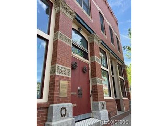 1911 Elmwood Ln, Pueblo, CO 81005