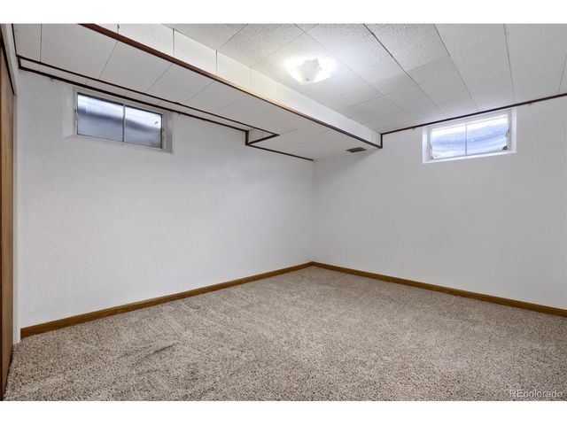 1911 Elmwood Ln, Pueblo, CO 81005