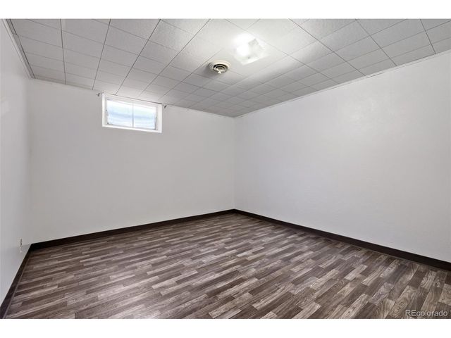 1911 Elmwood Ln, Pueblo, CO 81005