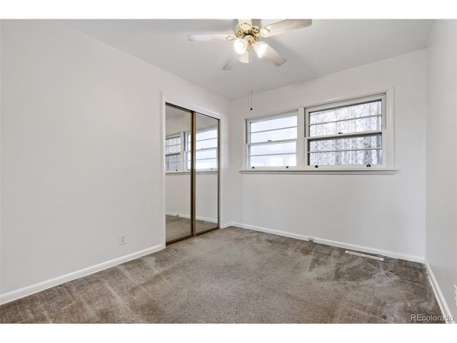 1911 Elmwood Ln, Pueblo, CO 81005