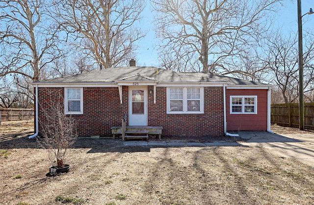 525 W 48th St N, Wichita, KS 67204