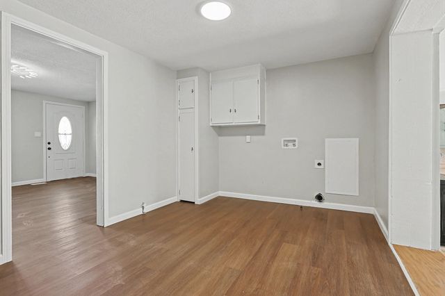 525 W 48th St N, Wichita, KS 67204