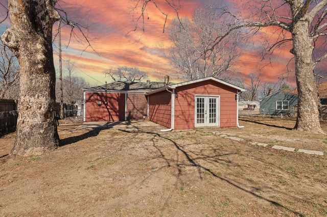 525 W 48th St N, Wichita, KS 67204