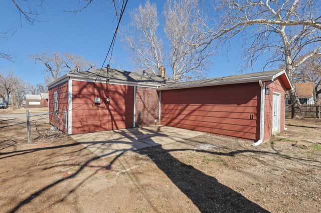 525 W 48th St N, Wichita, KS 67204