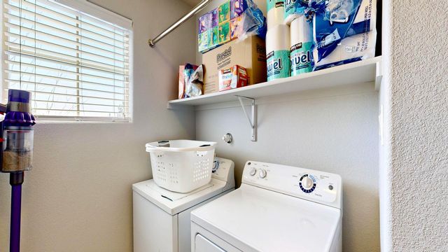 2500 Pelizzano Drive SE, Rio Rancho, NM 87124