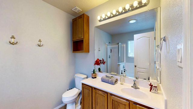 2500 Pelizzano Drive SE, Rio Rancho, NM 87124