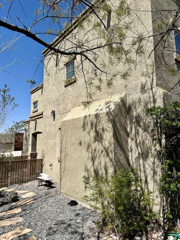 2500 Pelizzano Drive SE, Rio Rancho, NM 87124