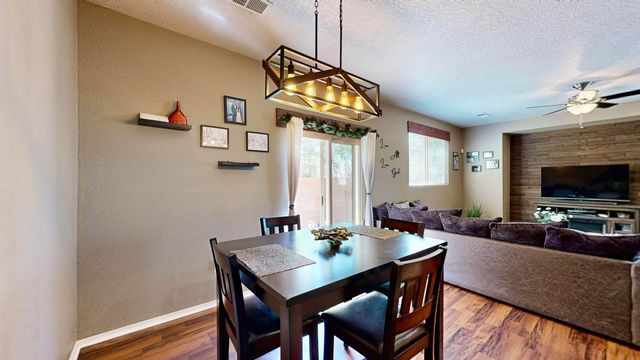 2500 Pelizzano Drive SE, Rio Rancho, NM 87124