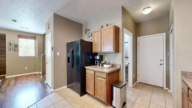 2500 Pelizzano Drive SE, Rio Rancho, NM 87124