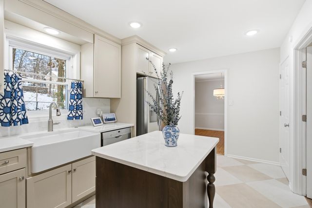 705 WESTRIDGE DR, Columbia, MO 65203