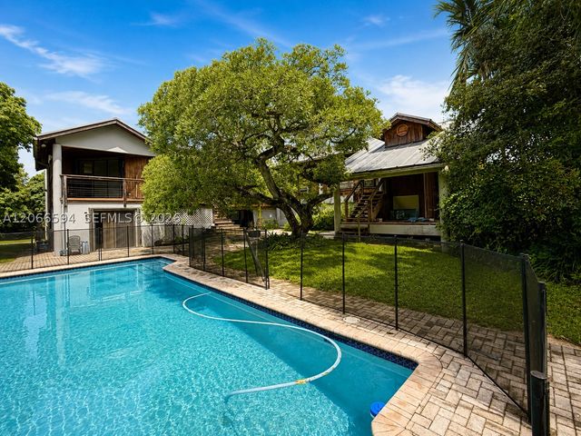 19255 SW 260th St, Homestead, FL 33031
