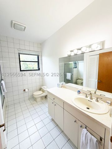 19255 SW 260th St, Homestead, FL 33031