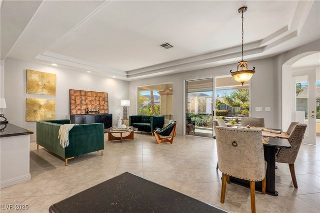 10243 Cantiamo Court, Las Vegas, NV 89135