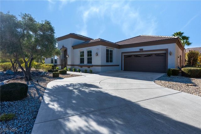 10243 Cantiamo Court, Las Vegas, NV 89135