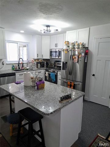 2336 Hempline Court, St Louis, MO 63129