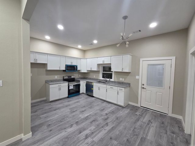 2411 S Schiller, Little Rock, AR 72206