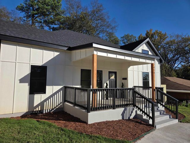 2411 S Schiller, Little Rock, AR 72206