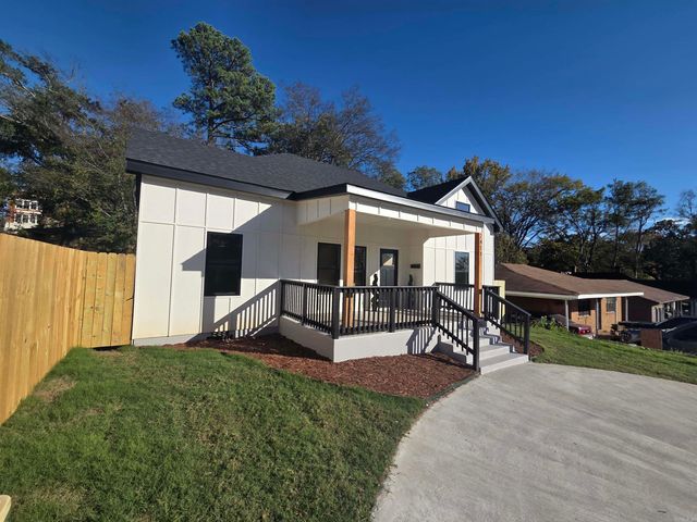 2411 S Schiller, Little Rock, AR 72206