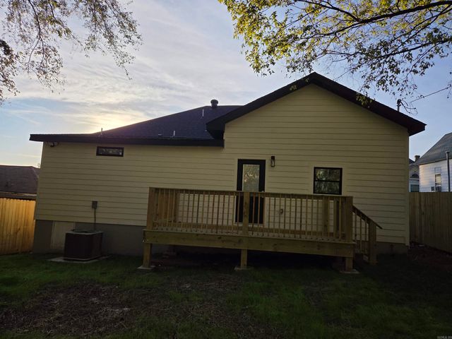 2411 S Schiller, Little Rock, AR 72206