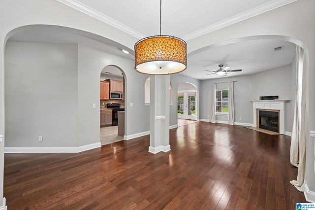 156 GLEN CROSS CIRCLE, Trussville, AL 35173