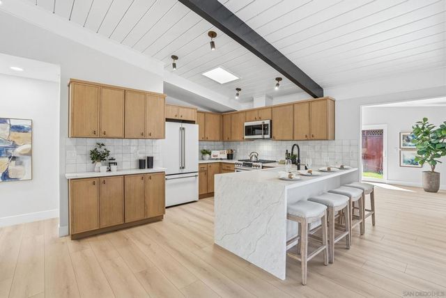 2925 Fried Ave, San Diego, CA 92122