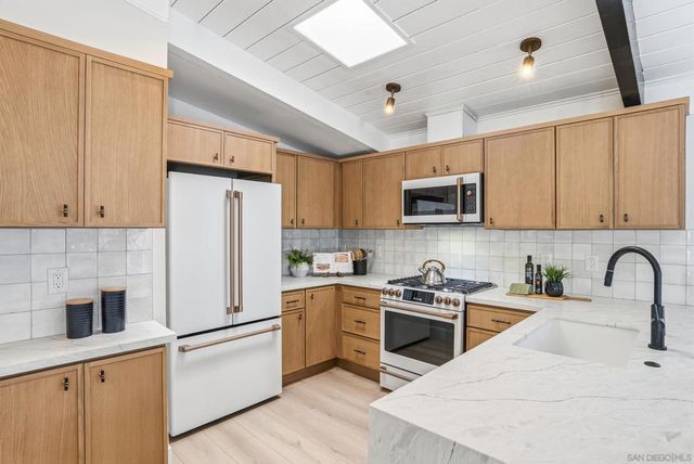 2925 Fried Ave, San Diego, CA 92122